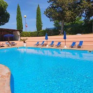 Toscana Village 3*, Montopoli in Val dʼArno Italia